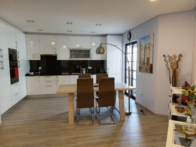 Girassol - Bright, Modern, Well Located Apartment Olhão Exterior foto