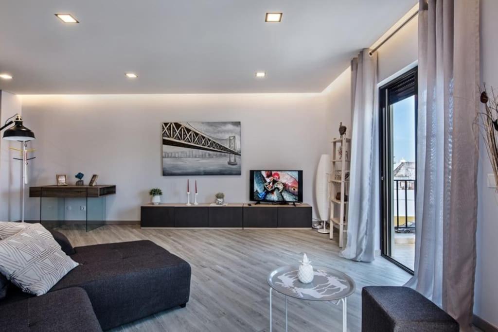 Girassol - Bright, Modern, Well Located Apartment Olhão Exterior foto