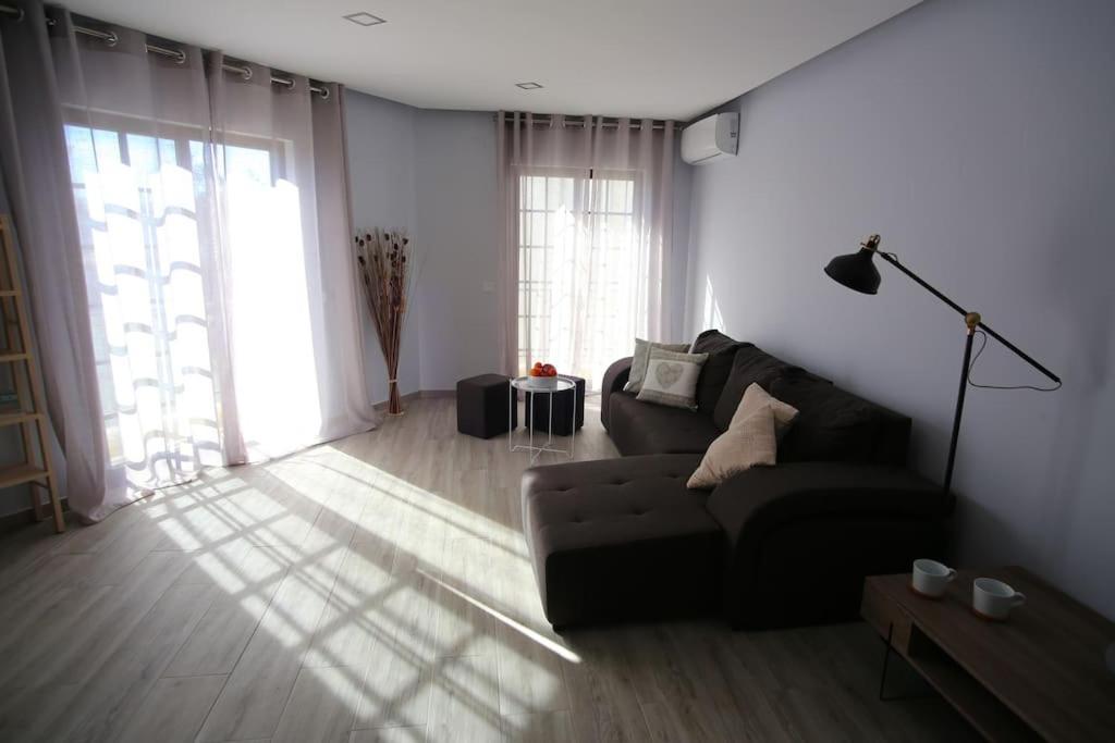 Girassol - Bright, Modern, Well Located Apartment Olhão Exterior foto